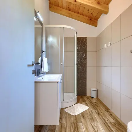Fuma By Interhome Bale