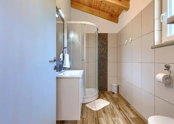 Fuma By Interhome Bale