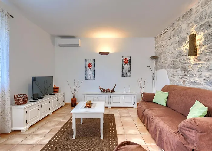 Fuma By Interhome Бале