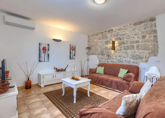 Fuma By Interhome Villa