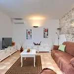 Fuma By Interhome Bale